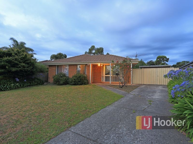 14 Benor Court, Pakenham VIC 3810