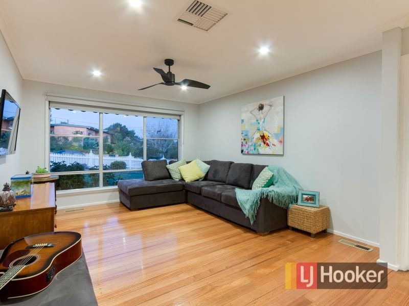 23 Deveney Street, Pakenham VIC 3810