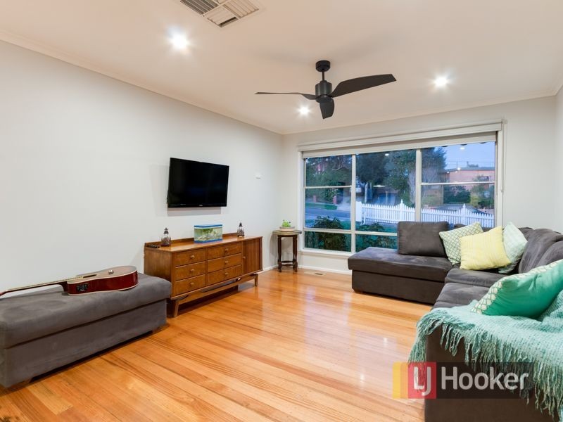 23 Deveney Street, Pakenham VIC 3810