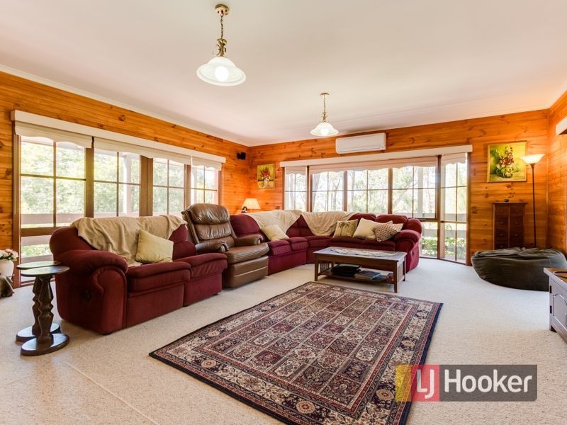 21 Mary Street, Bunyip VIC 3815