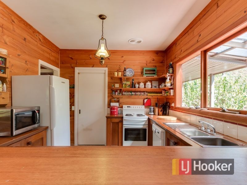 21 Mary Street, Bunyip VIC 3815