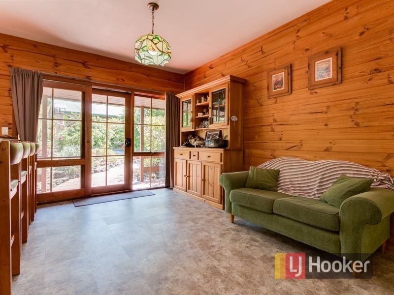 21 Mary Street, Bunyip VIC 3815