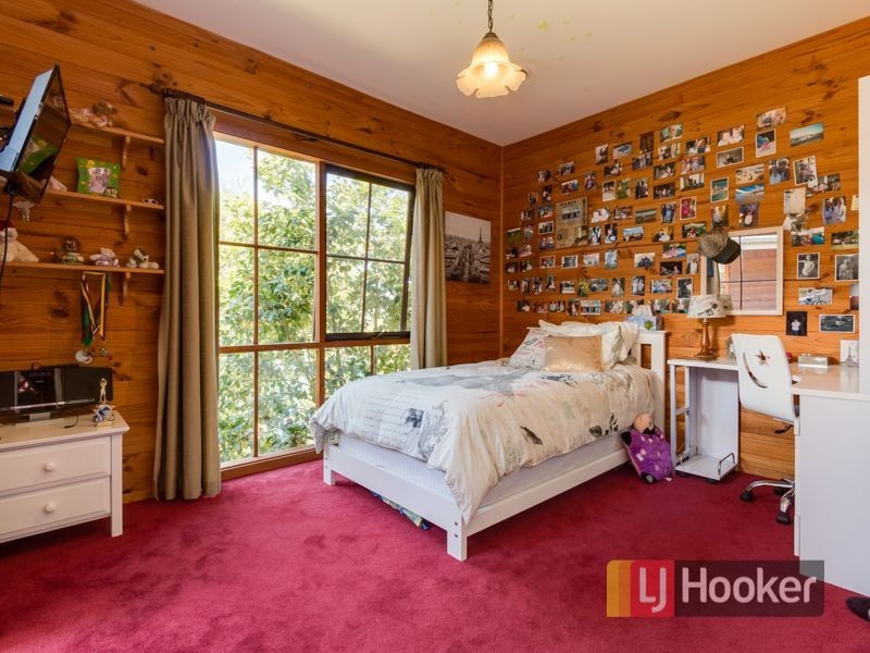 21 Mary Street, Bunyip VIC 3815