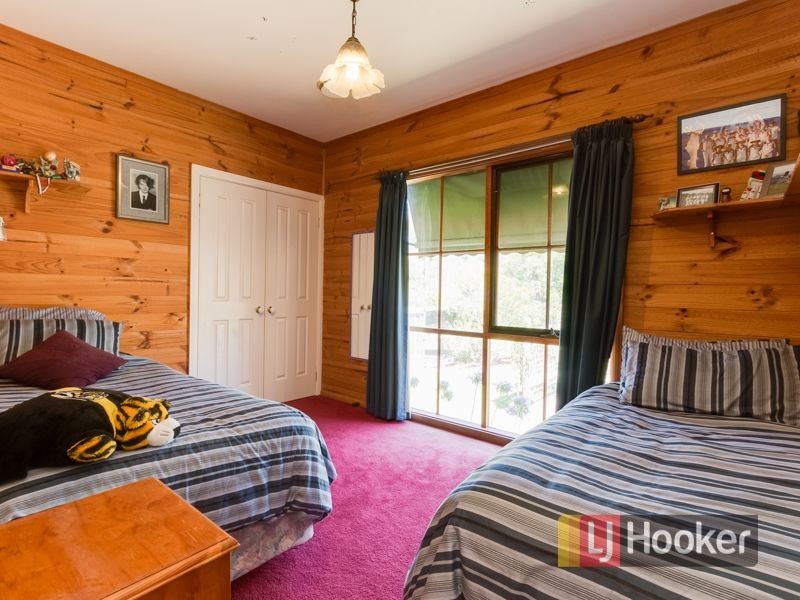 21 Mary Street, Bunyip VIC 3815