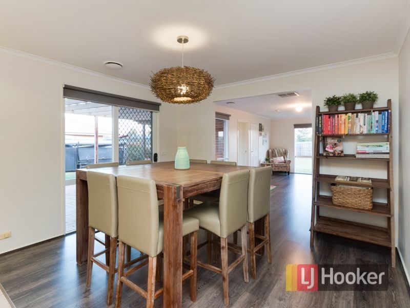 11 Nabilla Court, Pakenham VIC 3810