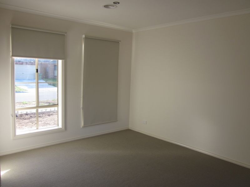 49 Gallery way, Pakenham VIC 3810