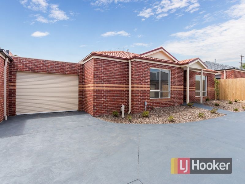 2/1-3 James Street, Pakenham VIC 3810