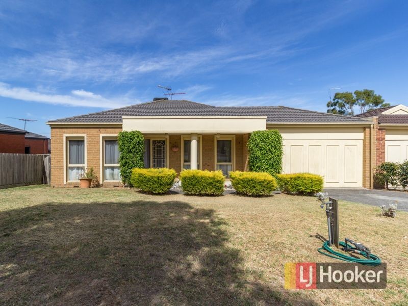 4 Hillrise Court, Pakenham VIC 3810