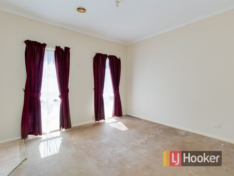 4 Hillrise Court, Pakenham VIC 3810