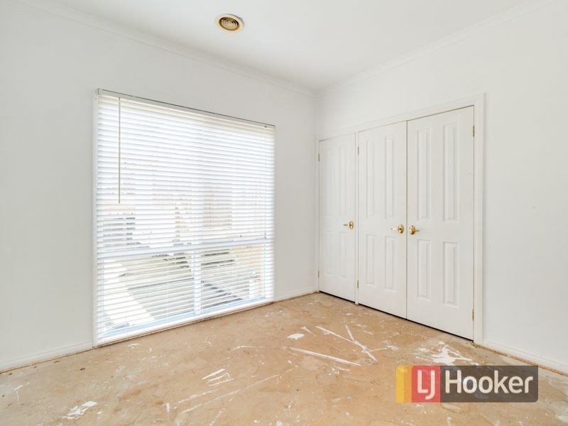 4 Hillrise Court, Pakenham VIC 3810