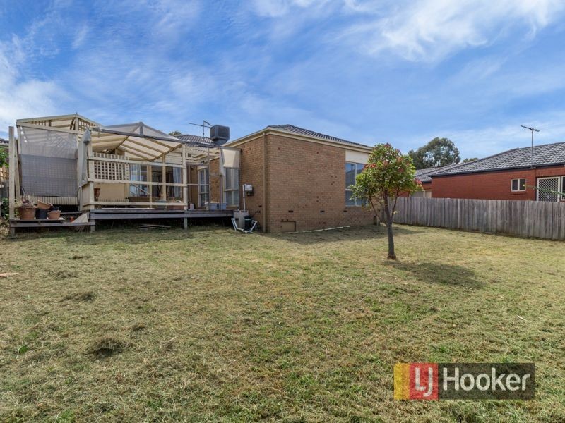 4 Hillrise Court, Pakenham VIC 3810