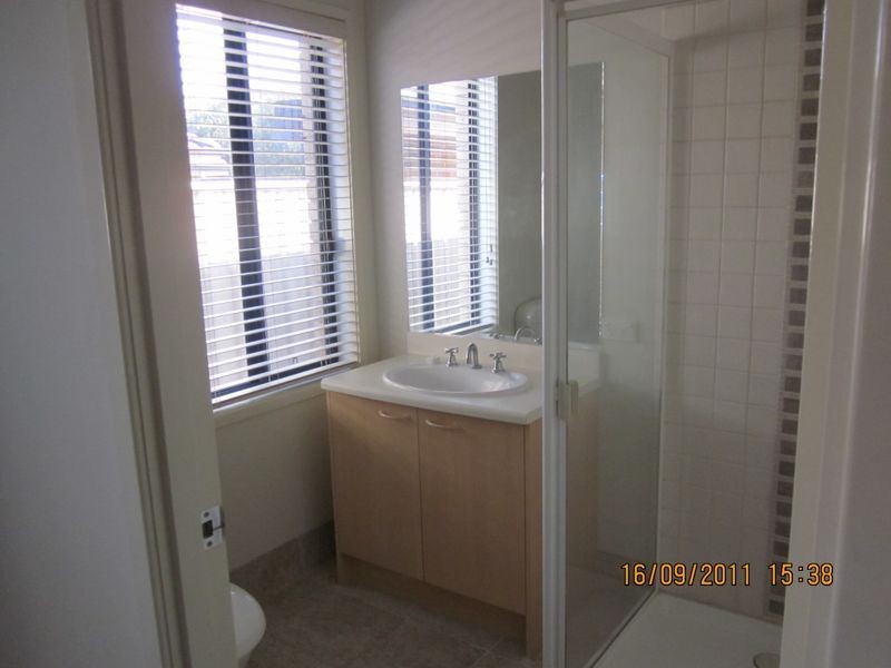 5 Flinders Chase, Pakenham VIC 3810