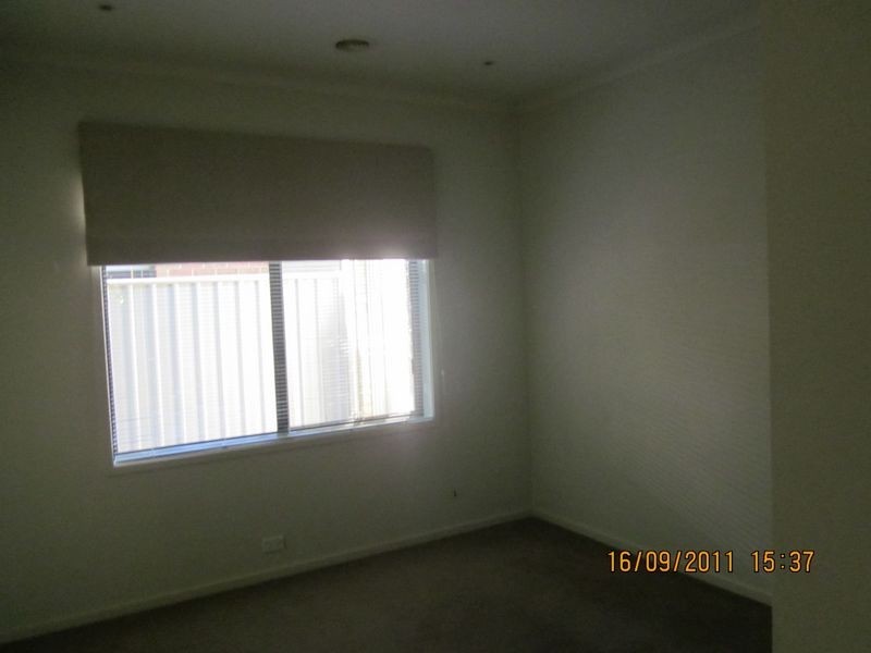 5 Flinders Chase, Pakenham VIC 3810