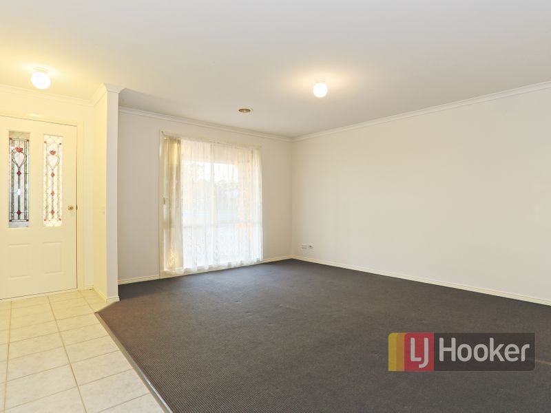 88 McGregor Road, Pakenham VIC 3810