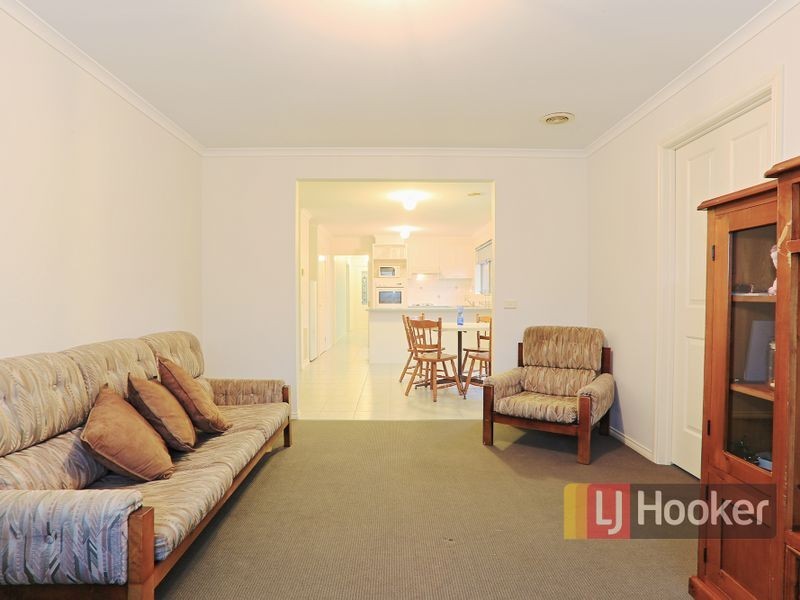 88 McGregor Road, Pakenham VIC 3810