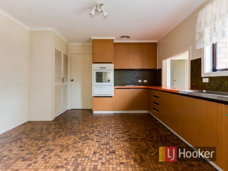 4 Elizabeth Court, Pakenham VIC 3810