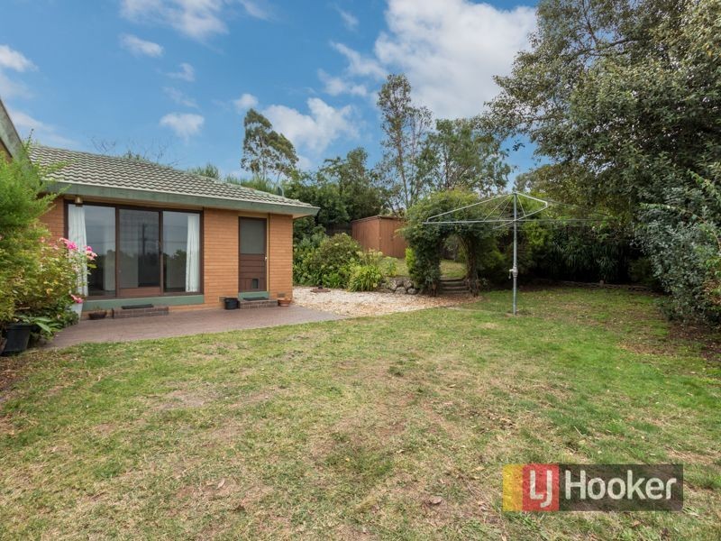 4 Elizabeth Court, Pakenham VIC 3810