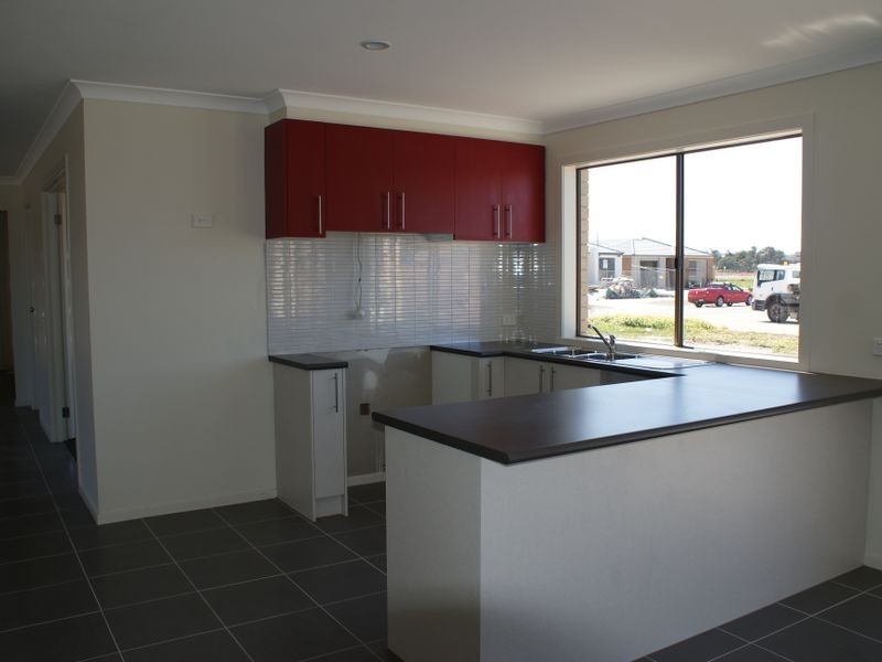 25 Victory Drive, Pakenham VIC 3810