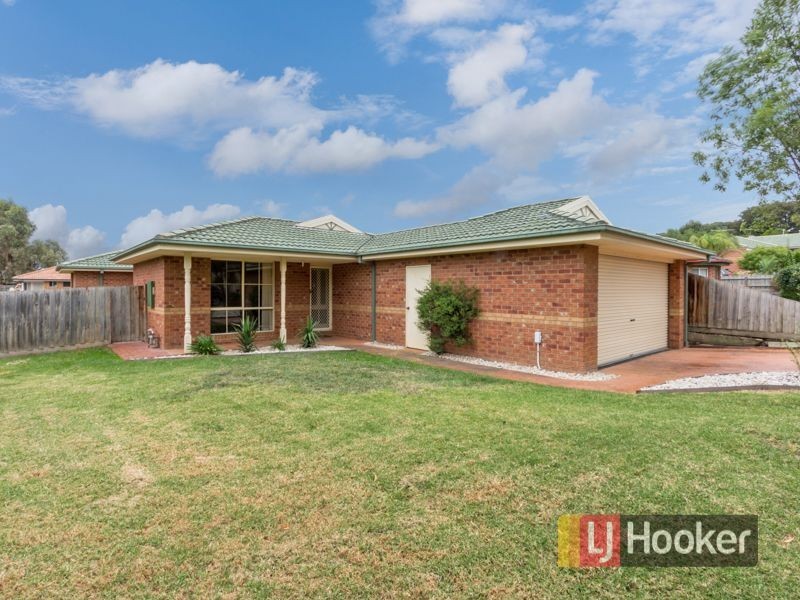 28 Jacqueline Place, Pakenham VIC 3810