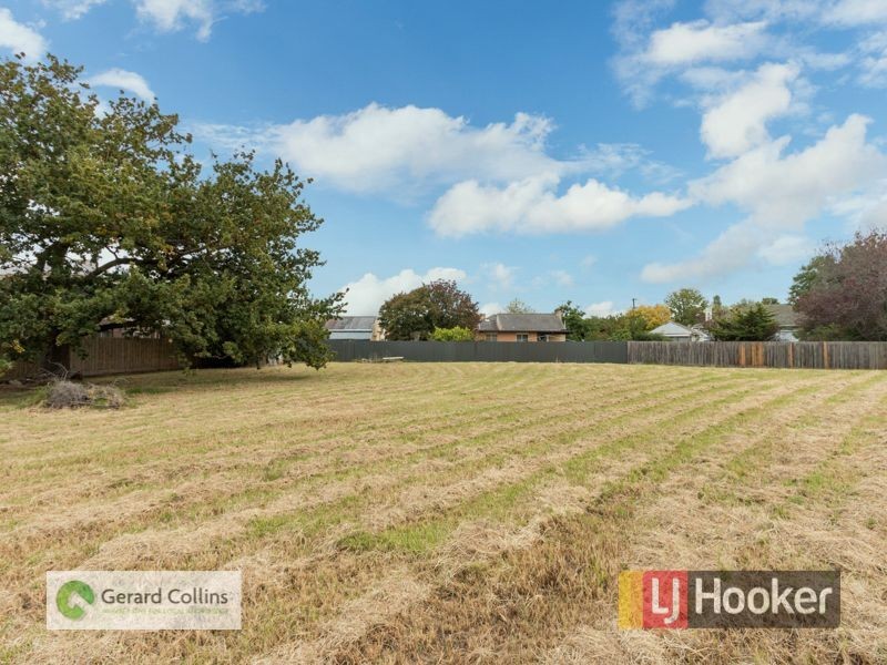 16-18 James Street, Pakenham VIC 3810