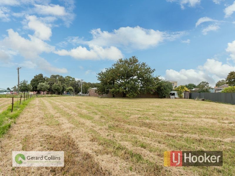 16-18 James Street, Pakenham VIC 3810