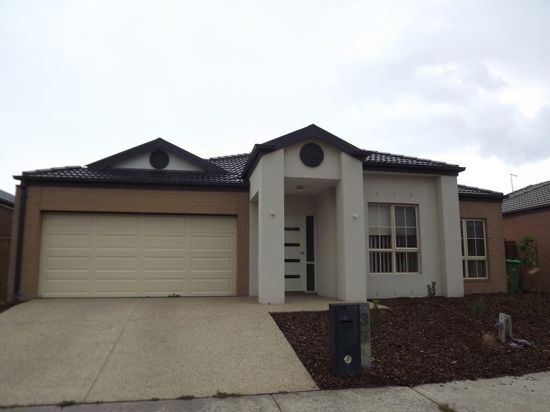 35 Flinders Park Drive, Officer VIC 3809