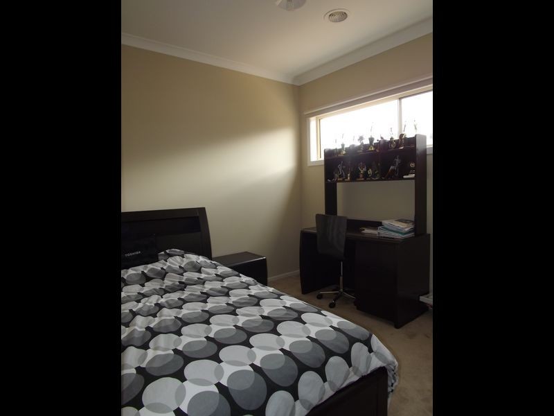 35 Flinders Park Drive, Officer VIC 3809