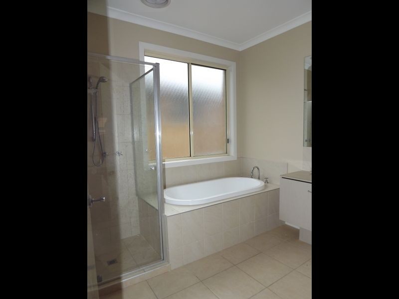 35 Flinders Park Drive, Officer VIC 3809