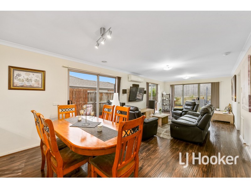 29 Kimberley Grove, Pakenham VIC 3810