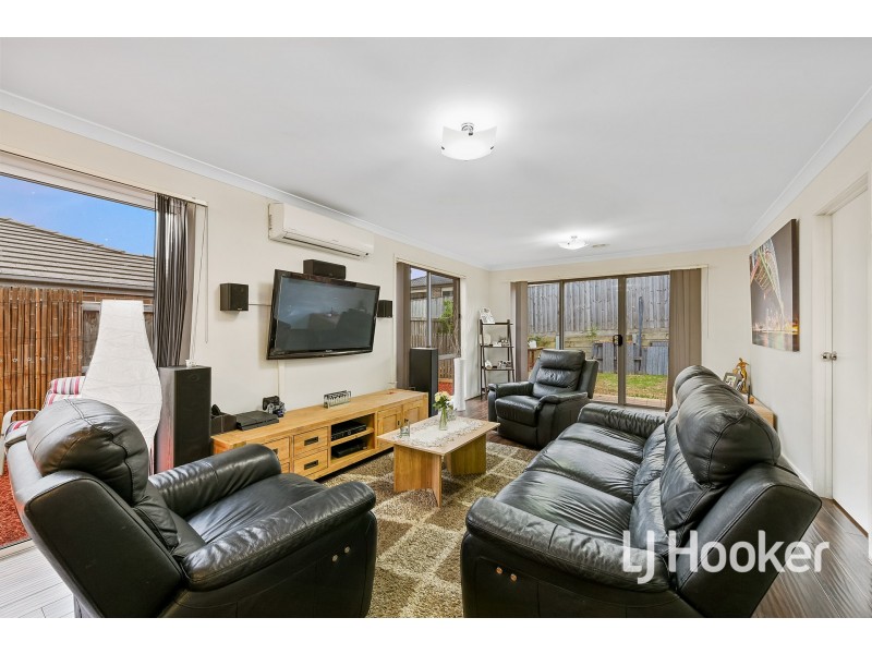 29 Kimberley Grove, Pakenham VIC 3810