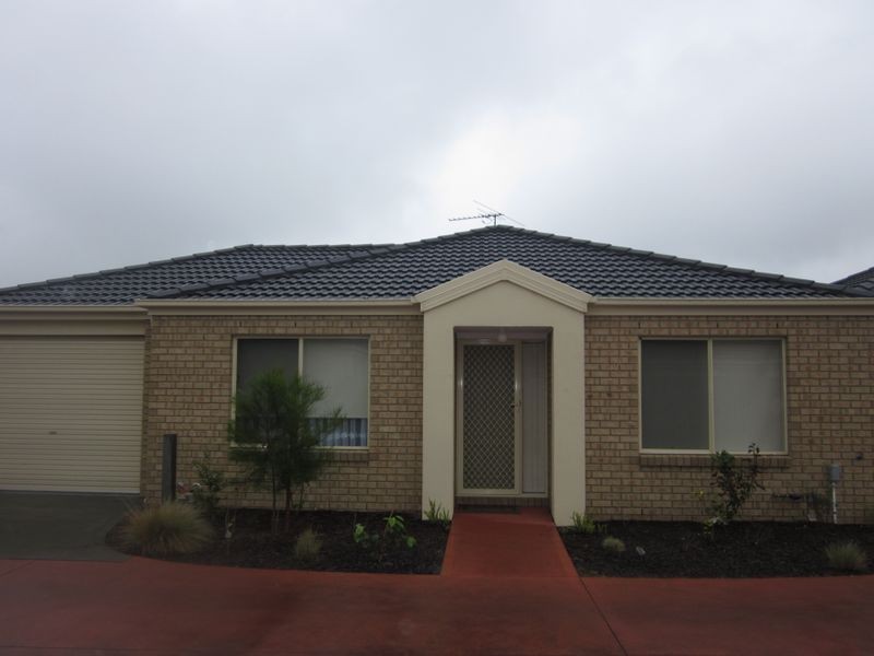 17/21-31 Parman Avenue, Pakenham VIC 3810