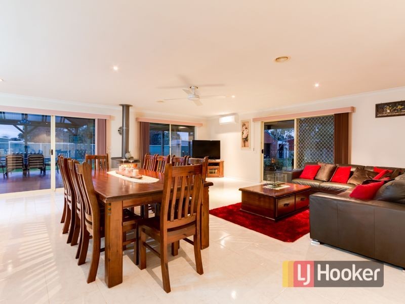 35 Mulcare Street, Nar Nar Goon VIC 3812