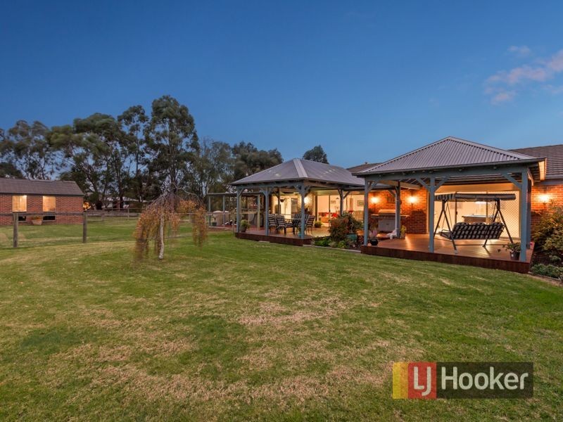 35 Mulcare Street, Nar Nar Goon VIC 3812