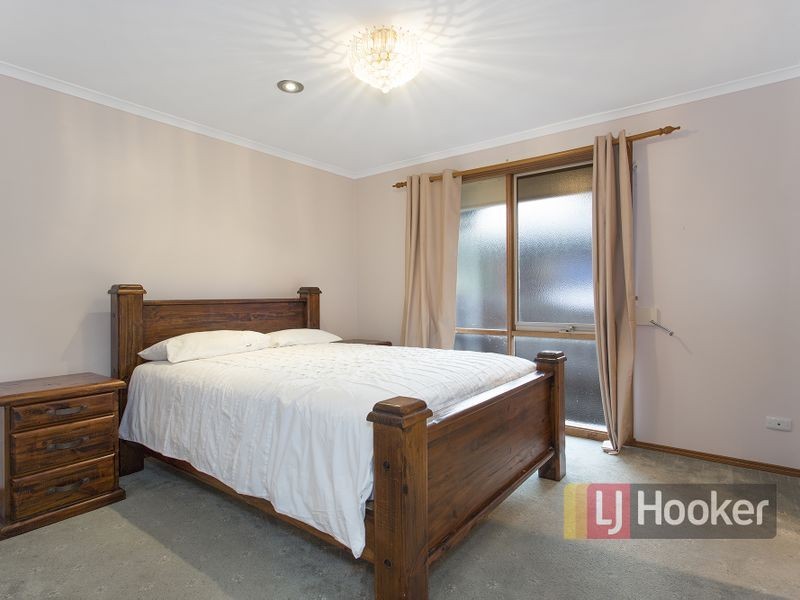 7 Christopher Close, Pakenham VIC 3810