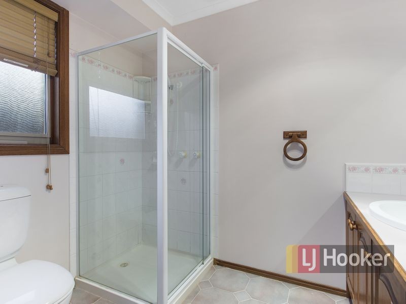 7 Christopher Close, Pakenham VIC 3810