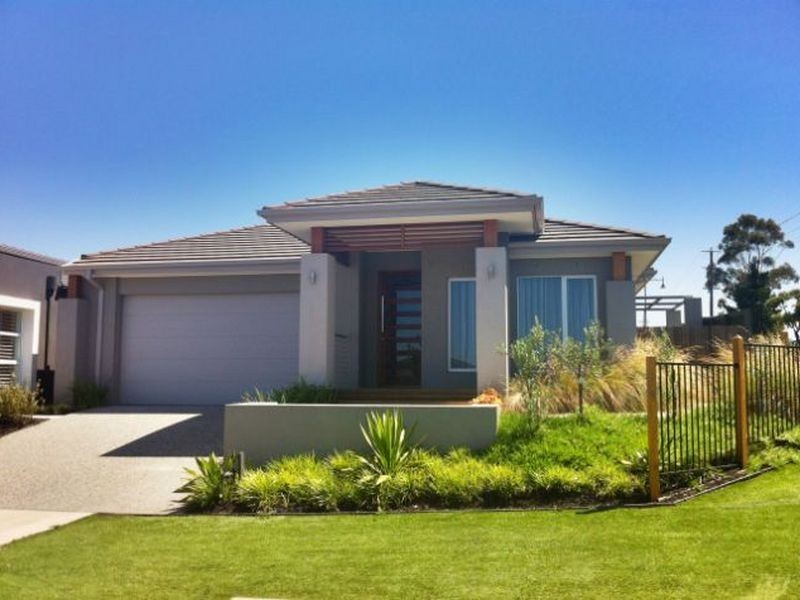 2 Elizabeth Court, Pakenham VIC 3810