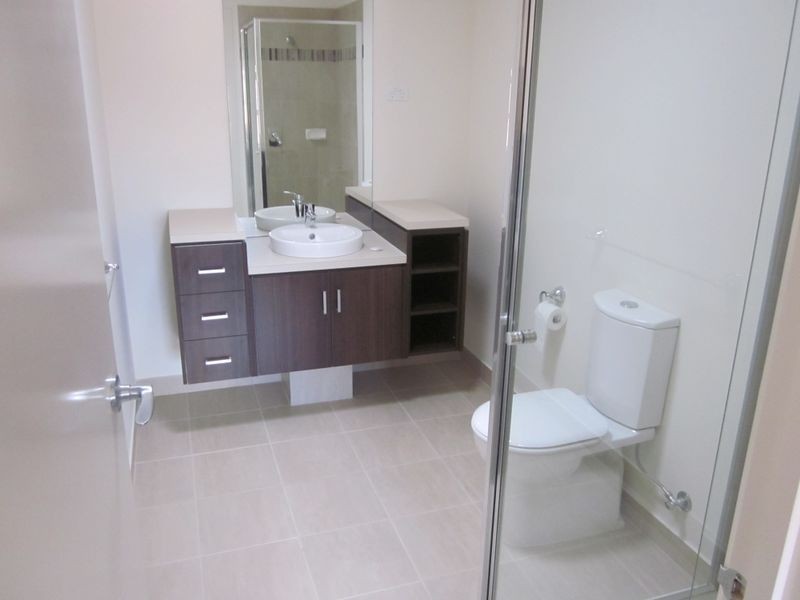 12 Midori Lane, Officer VIC 3809