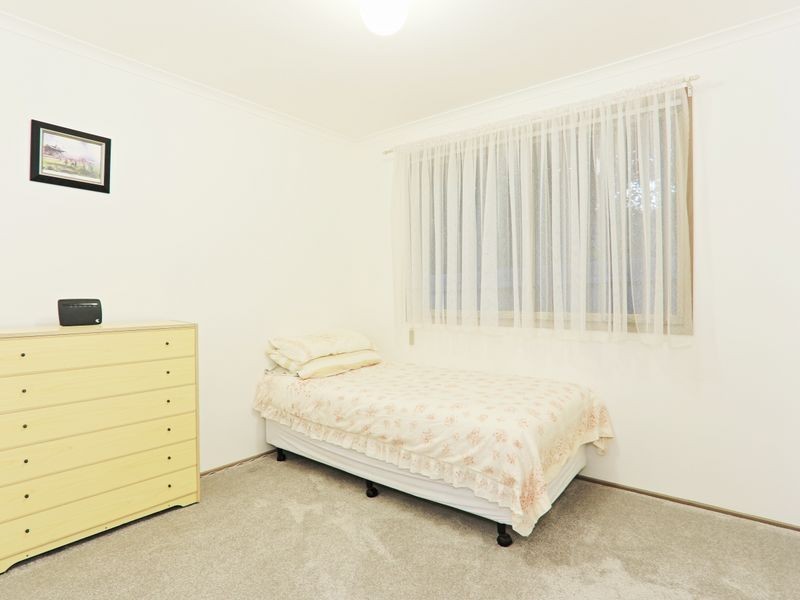 2/83 Racecourse Road, Pakenham VIC 3810