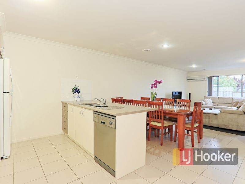 15/6-16 Diston Court, Pakenham VIC 3810