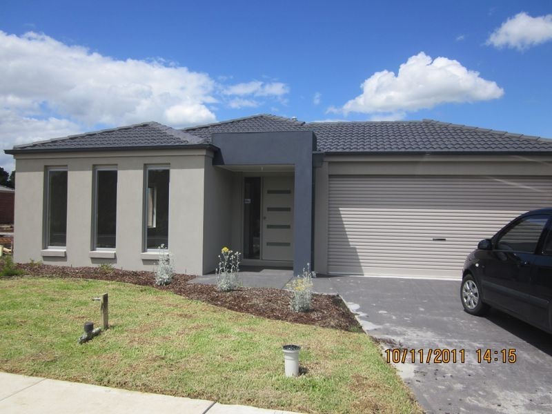 132 Toomac Valley Road, Pakenham VIC 3810