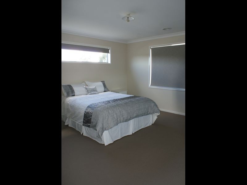 9 Alice Court, Officer VIC 3809