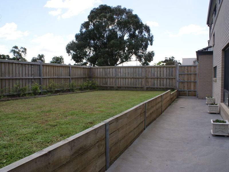 9 Alice Court, Officer VIC 3809