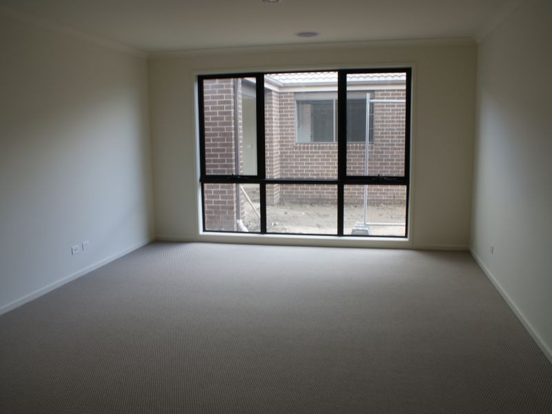 4 Bavaria Lane, Pakenham VIC 3810