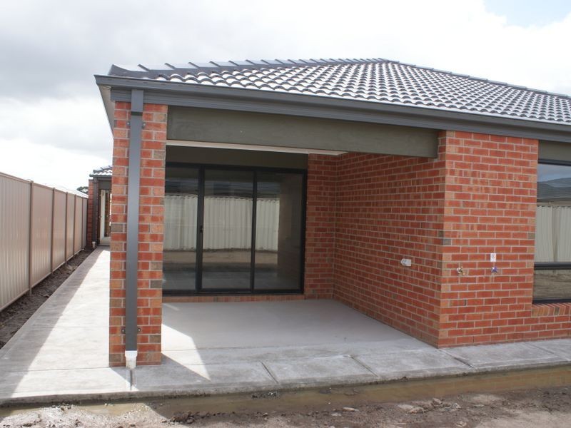 4 Bavaria Lane, Pakenham VIC 3810