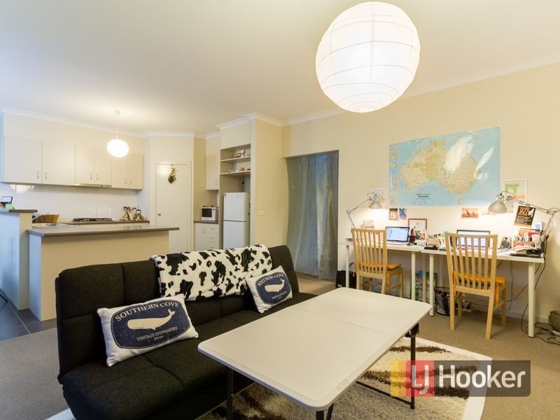 4 Cohens Way, Pakenham VIC 3810