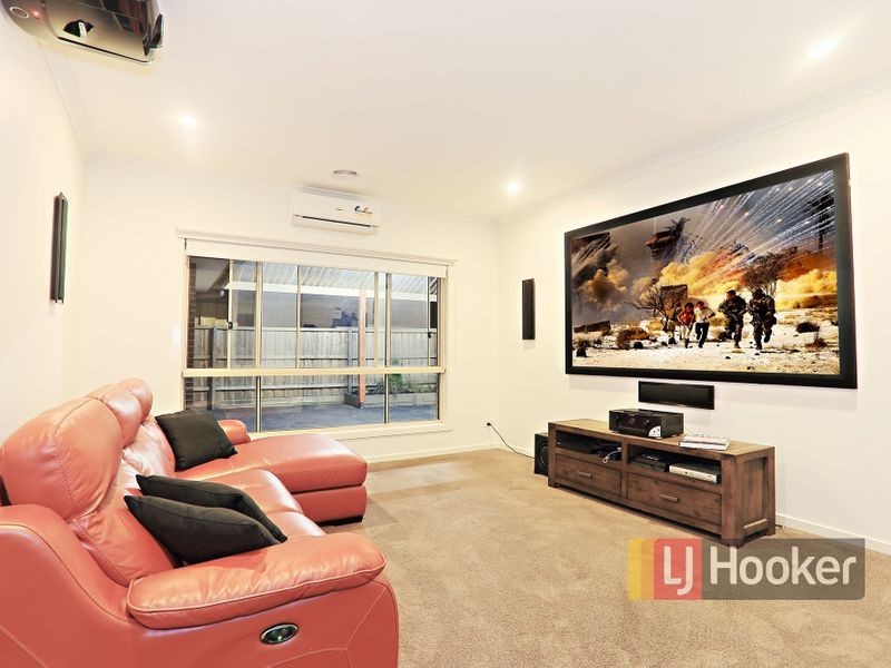 78 Banjo Paterson Drive, Pakenham VIC 3810