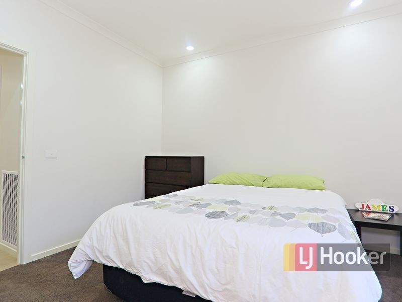 78 Banjo Paterson Drive, Pakenham VIC 3810