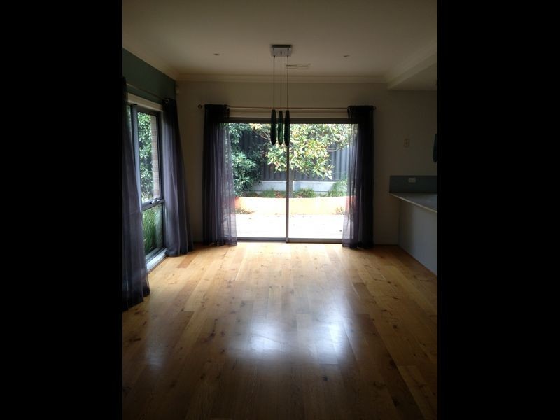 12 Wild Cherry Avenue, Pakenham VIC 3810