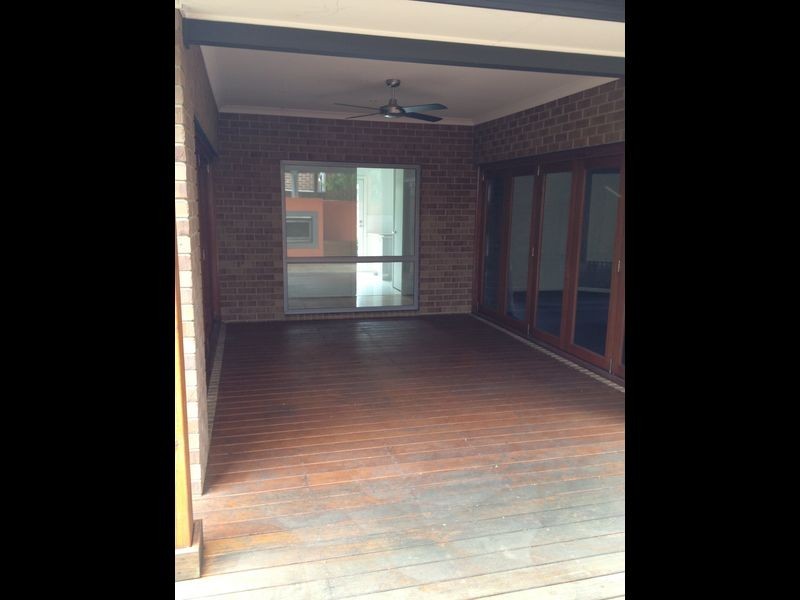 12 Wild Cherry Avenue, Pakenham VIC 3810