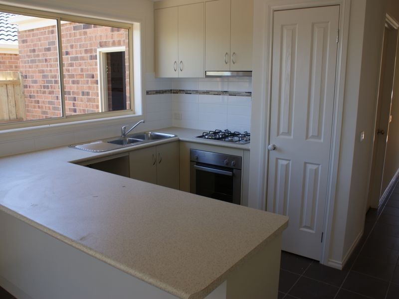 26/18 Ben Drive, Pakenham VIC 3810